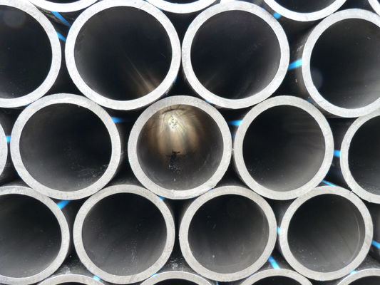 Đường kính tùy chỉnh Dia32-1800mm Đường ống HDPE tháo lội Độ linh hoạt cao và khả năng chống va chạm tuyệt vời