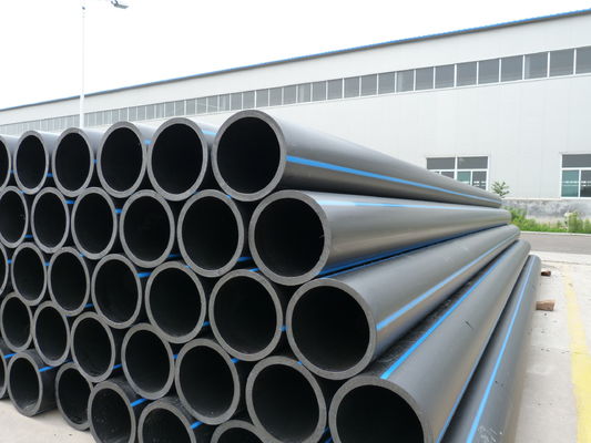 Đường kính tùy chỉnh Dia32-1800mm Đường ống HDPE tháo lội Độ linh hoạt cao và khả năng chống va chạm tuyệt vời